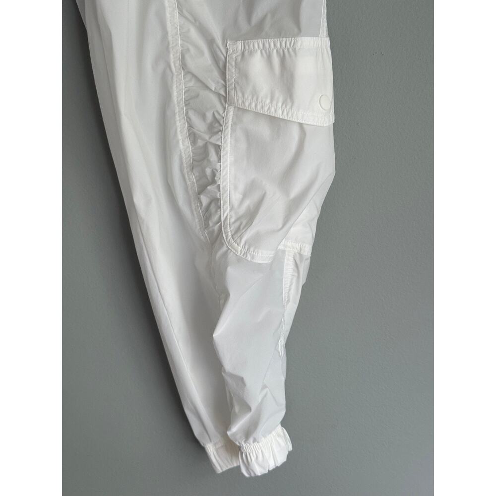 Athleta Parachute Cargo Pant Size 8 White Crinkle Nylon Sporty Chic Y2K Utility - Picture 5 of 9